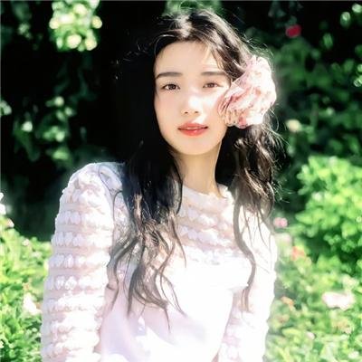 向下扭曲